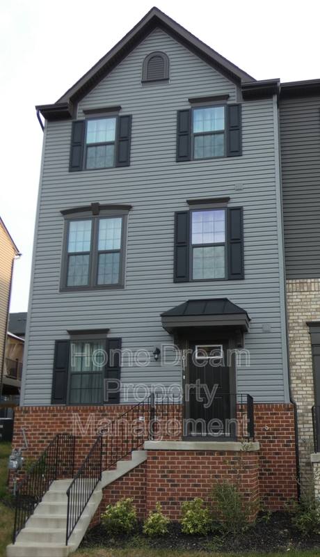 Townhouse for rent at 1014 Trestle Dr, Fredericksburg, VA 22401