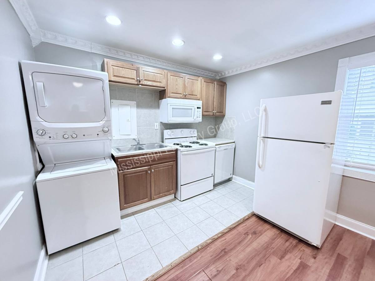 House for rent at 1310 Jefferson Ave, Oxford, MS 38655
