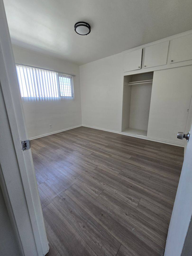 Apartment for rent at 1834 Pine Ave, Long Beach, CA 90806