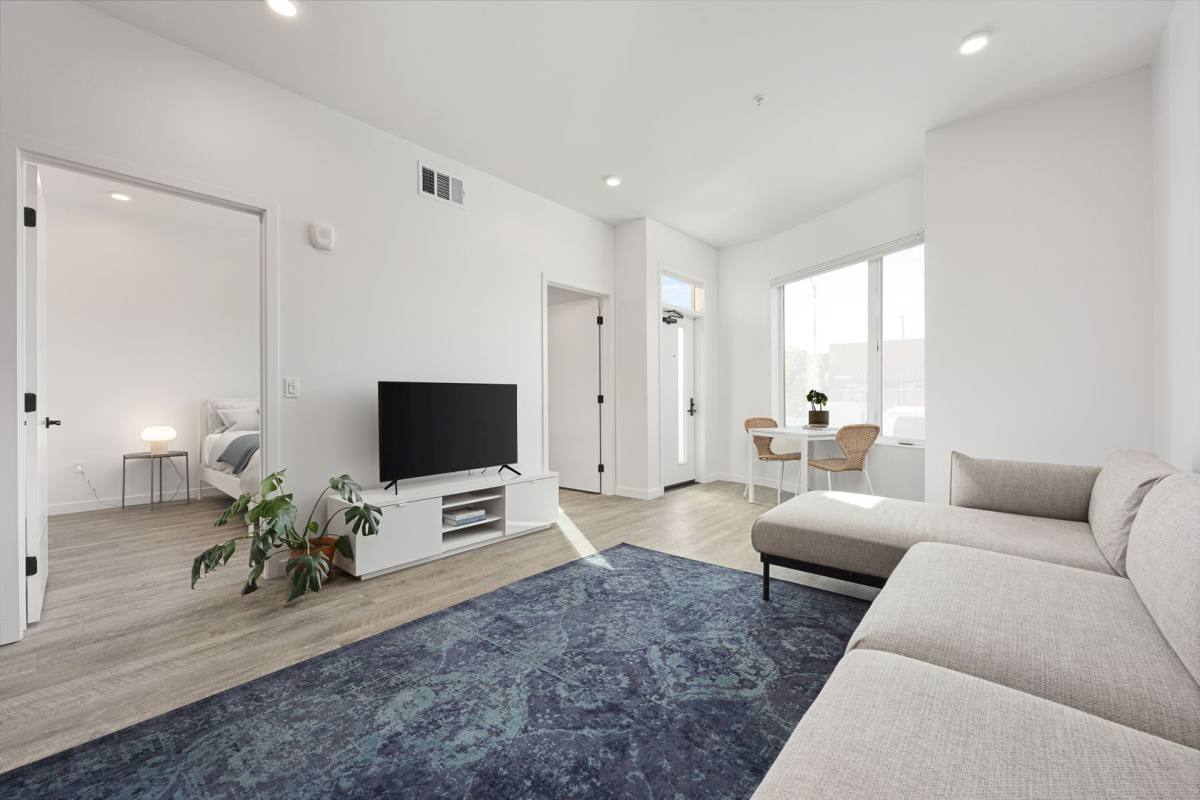 Apartment for rent at 1800 Q St, Bakersfield, CA 93301
