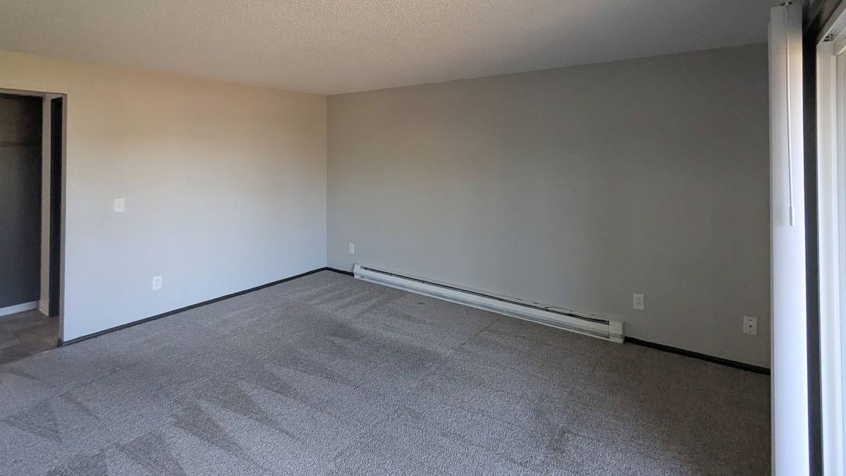 Apartment for rent at 5463-5487 Commercial St SE, Salem, OR 97306