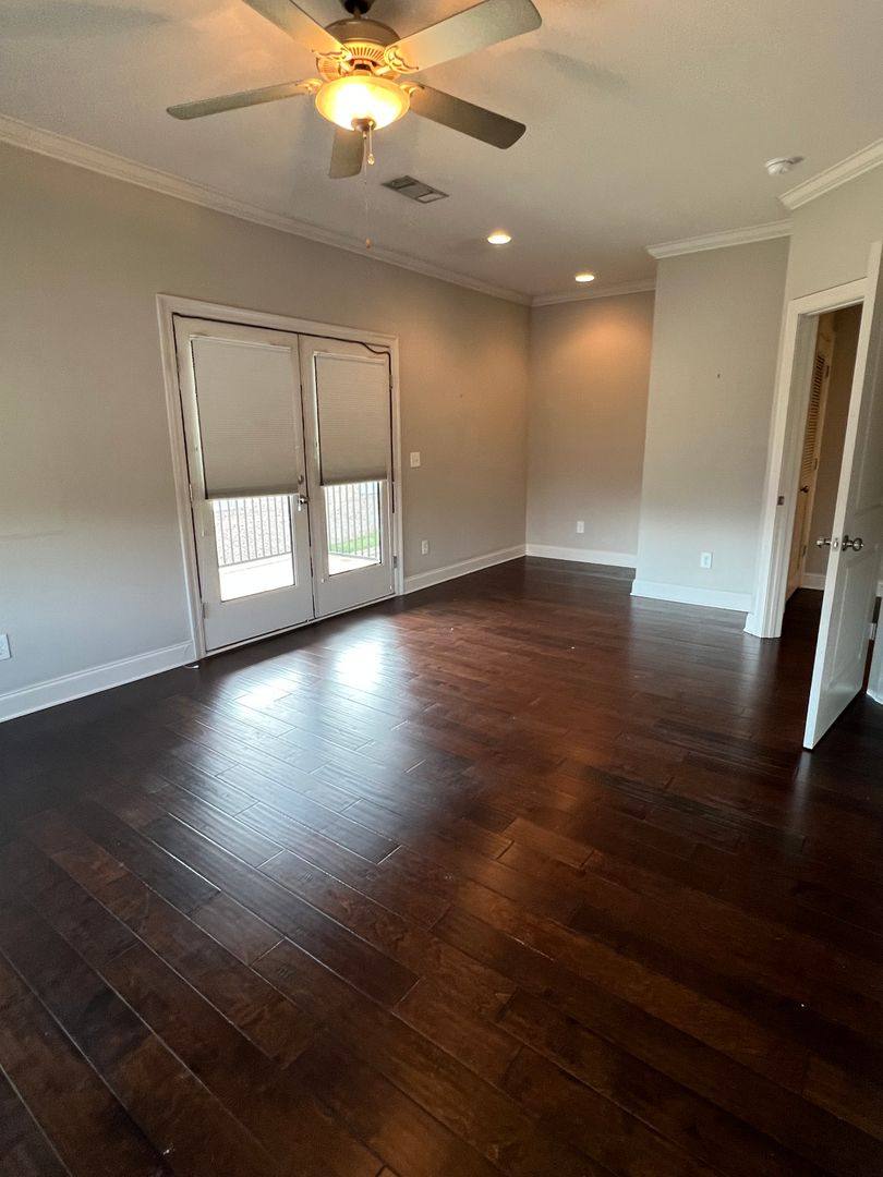Townhouse for rent at 2150 3rd Court, Tuscaloosa, AL 35401