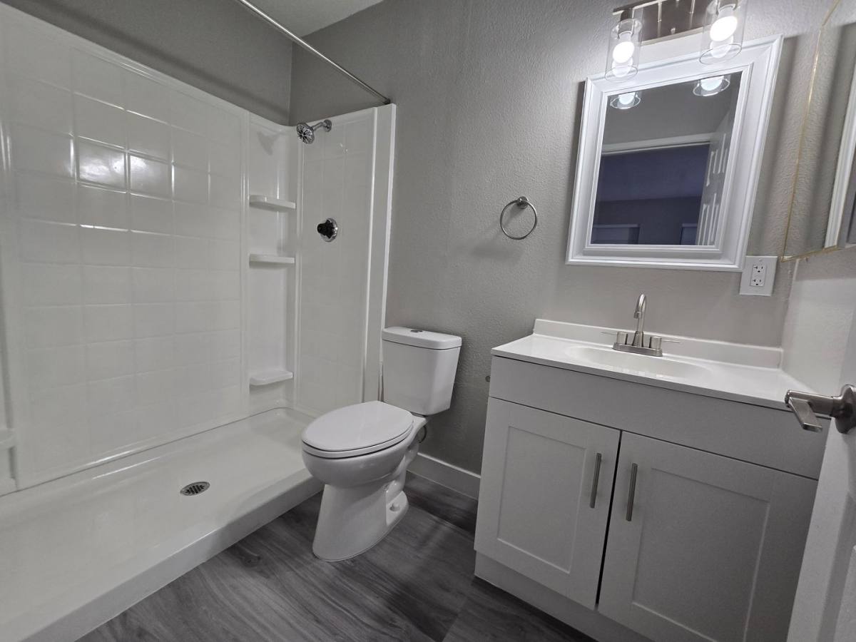 Apartment for rent at 1701 N Rancho Dr, Las Vegas, NV 89106