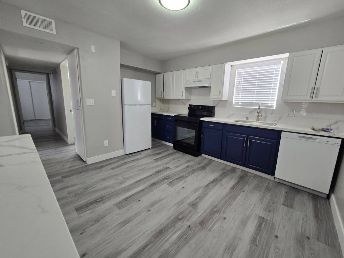 Apartment for rent at 1701 N Rancho Dr, Las Vegas, NV 89106