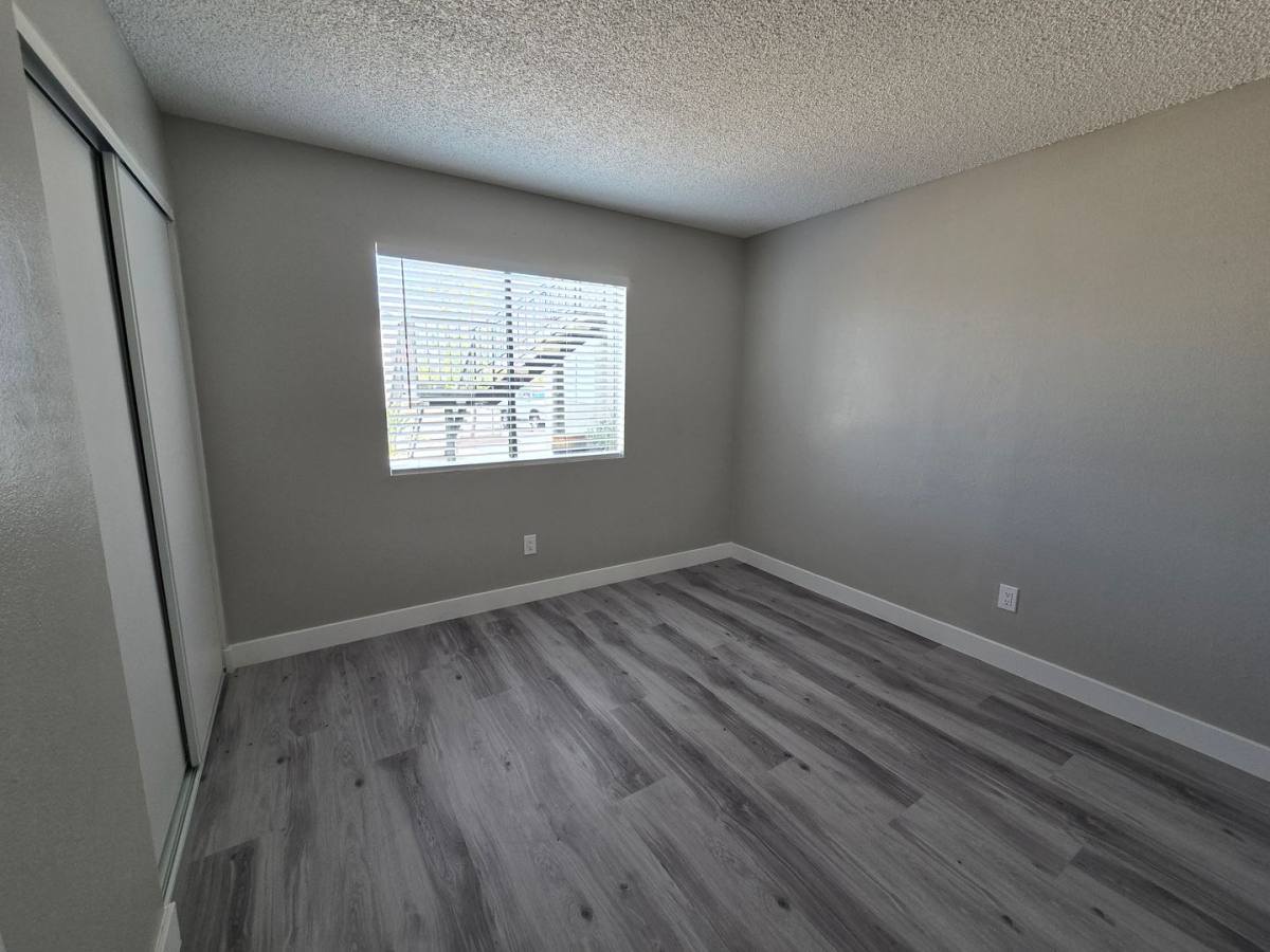 Apartment for rent at 1701 N Rancho Dr, Las Vegas, NV 89106