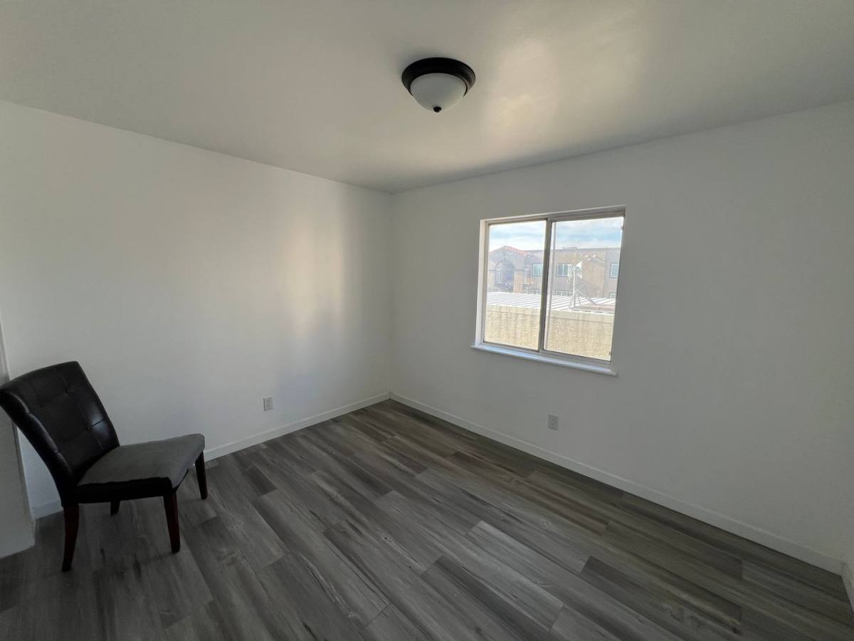 530-540 S Yarbrough, El Paso, TX 79915 - Apartment For Rent - Image 7