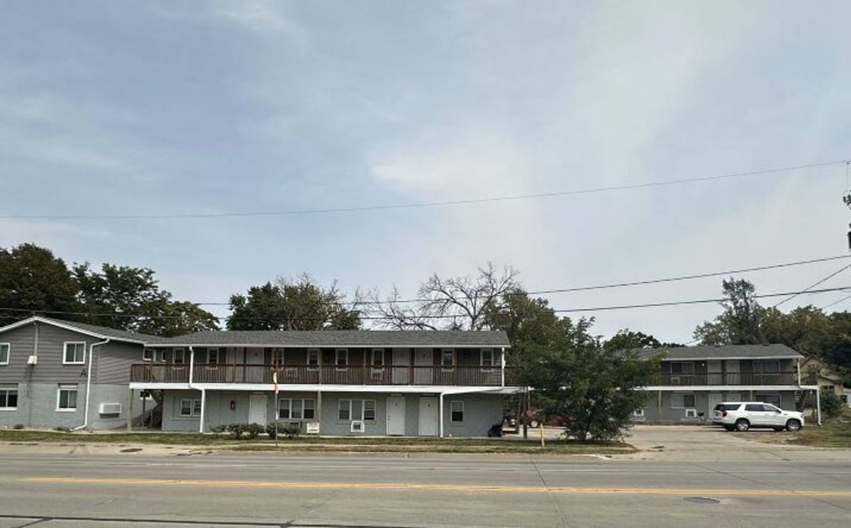 Apartment for rent at 2125 Indianola Ave, Des Moines, IA 50315