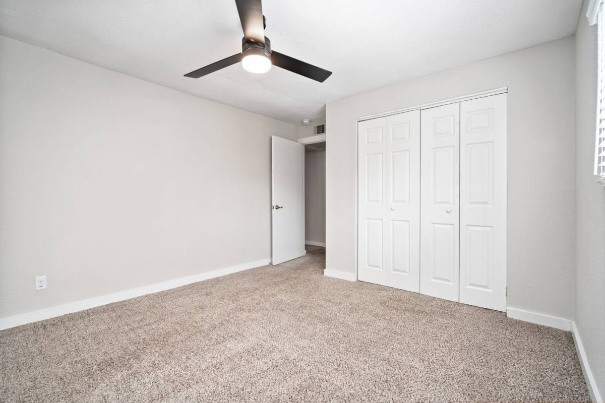 Apartment for rent at 1423 Kipling St, Houston, TX 77006
