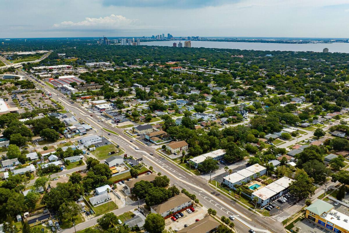 Apartment for rent at 3730 W Bay Ave, Tampa, FL 33611