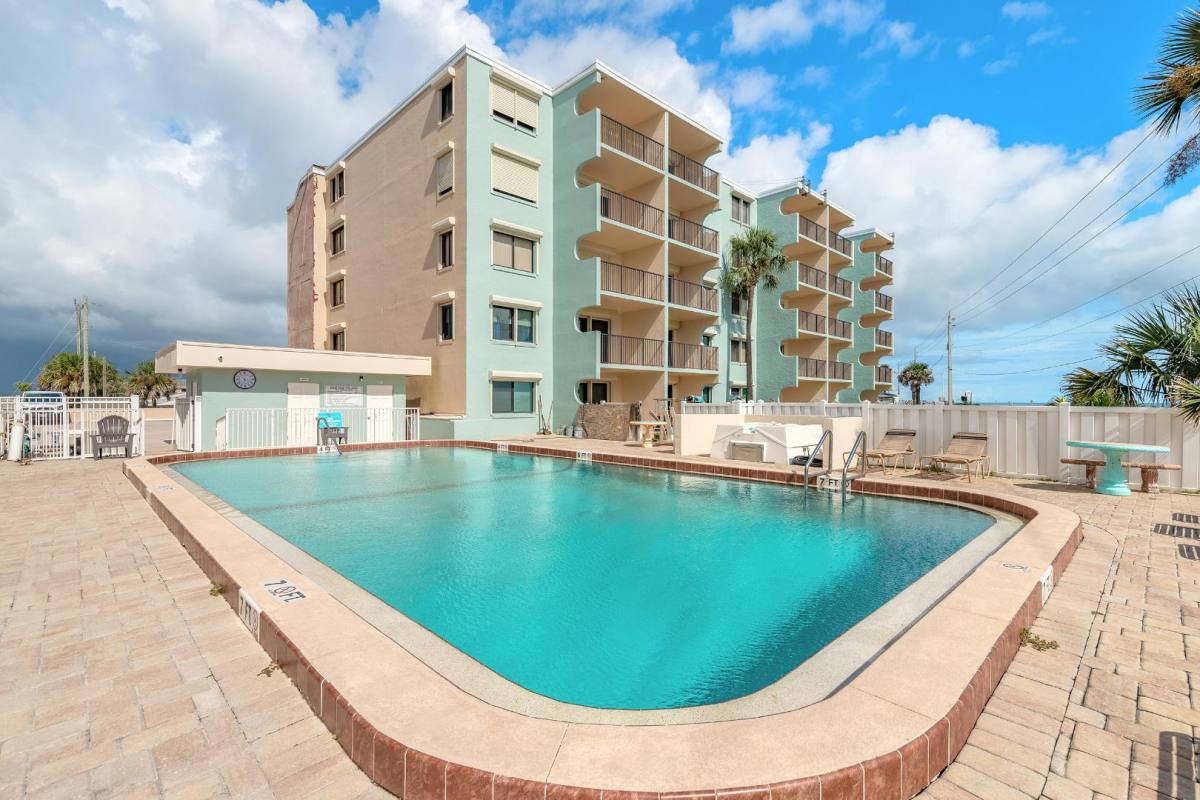 Condo for rent at 2222 Ocean Shore Blvd #402B, Ormond Beach, FL 32176
