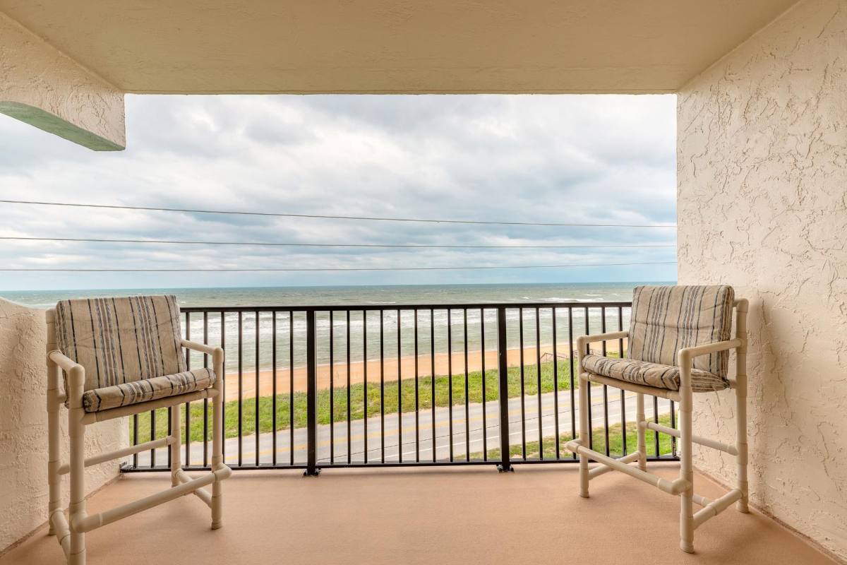Condo for rent at 2222 Ocean Shore Blvd #402B, Ormond Beach, FL 32176