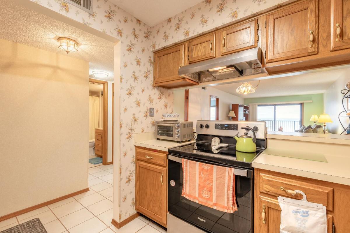 Condo for rent at 2222 Ocean Shore Blvd #402B, Ormond Beach, FL 32176
