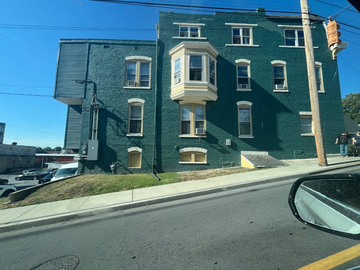 202 Summit #1, Hagerstown, MD 21740 - Apartment For Rent