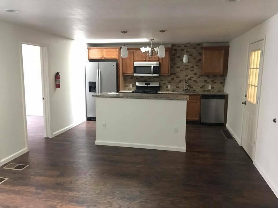 Apartment for rent at 102 N Gilfillan St #2B, Franklin, PA 16323