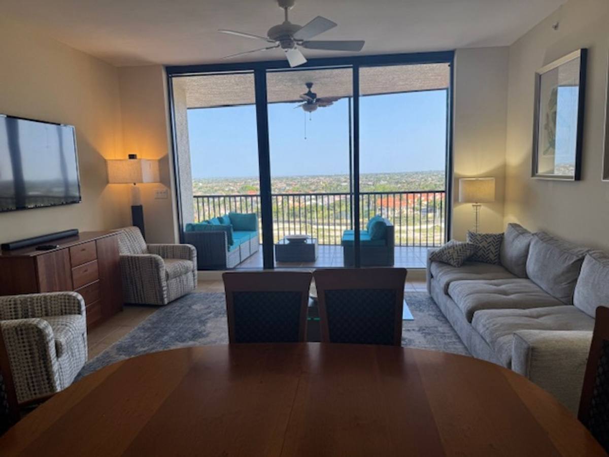 Apartment for rent at 5781 Cape Harbour Dr, Cape Coral, FL 33914
