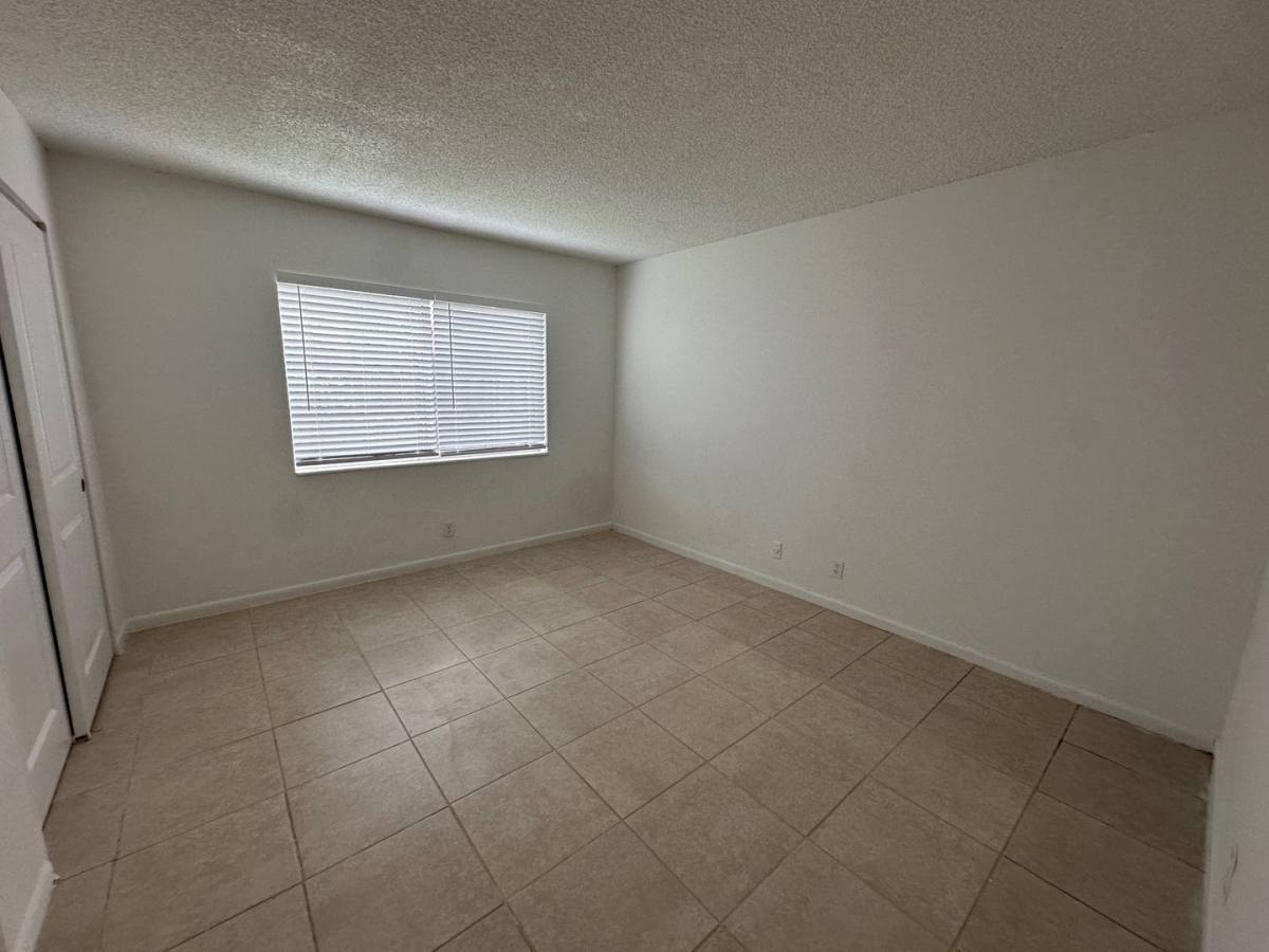 Apartment for rent at 515 S Sequoia Dr, West Palm Beach, FL 33409