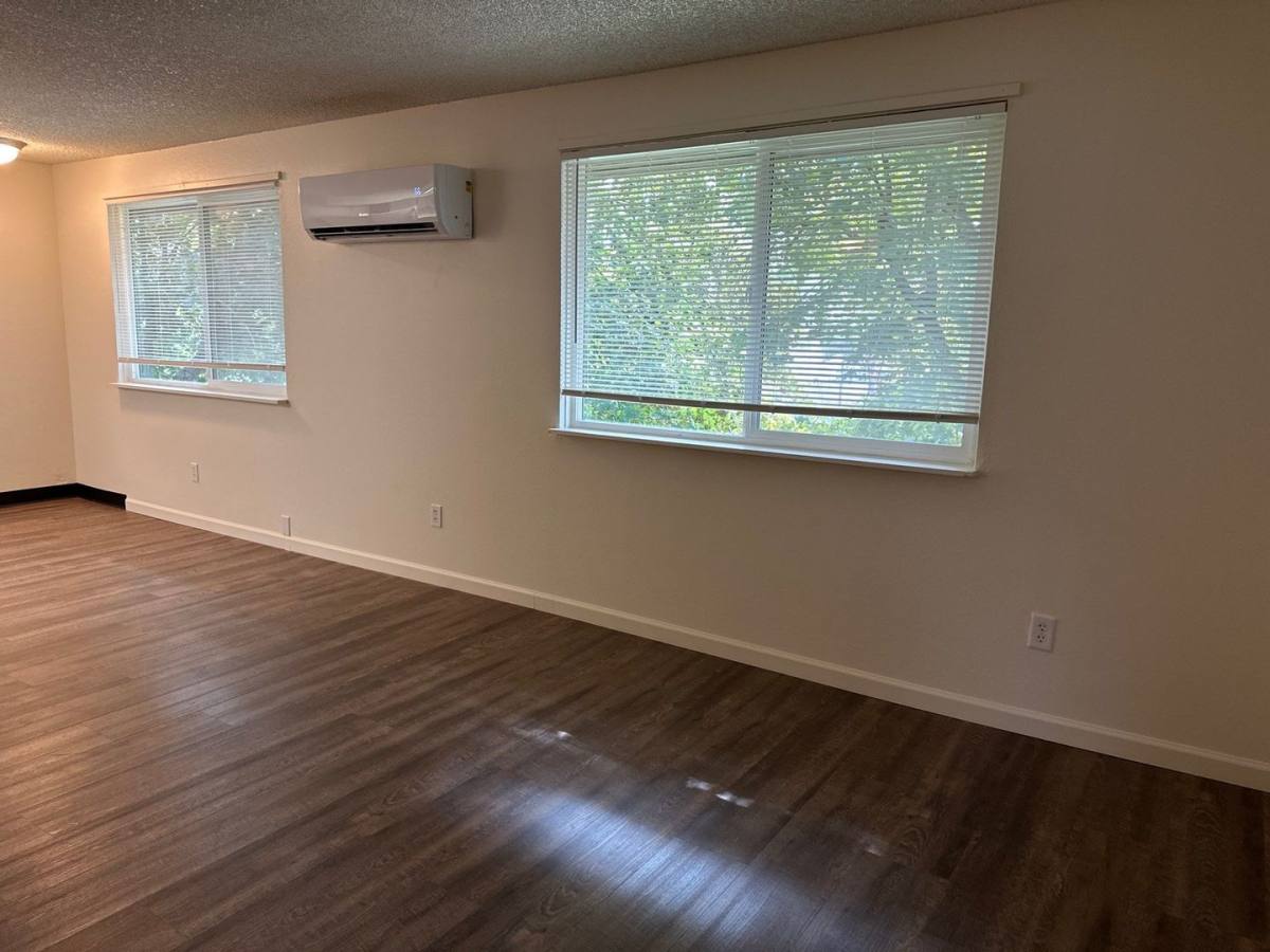 Apartment for rent at 1331 Avalon St, Klamath Falls, OR 97603