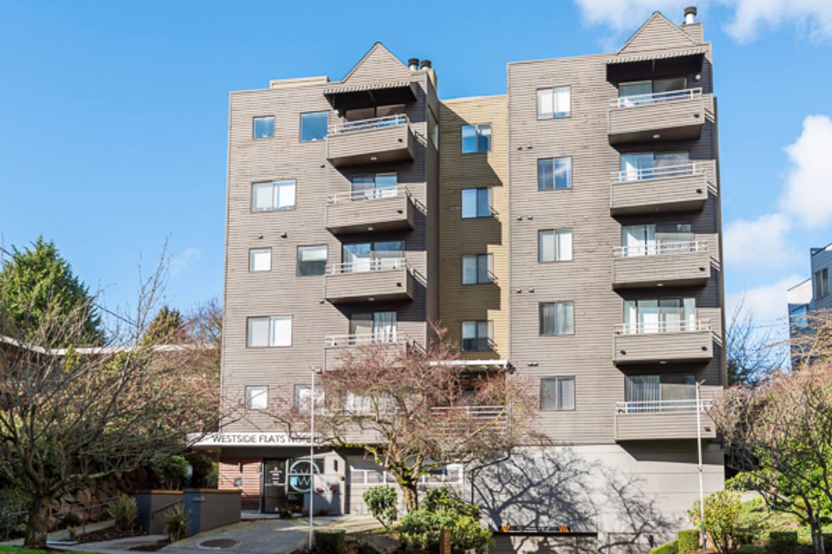 Apartment for rent at 3236 SW Avalon Way, Seattle, WA 98126