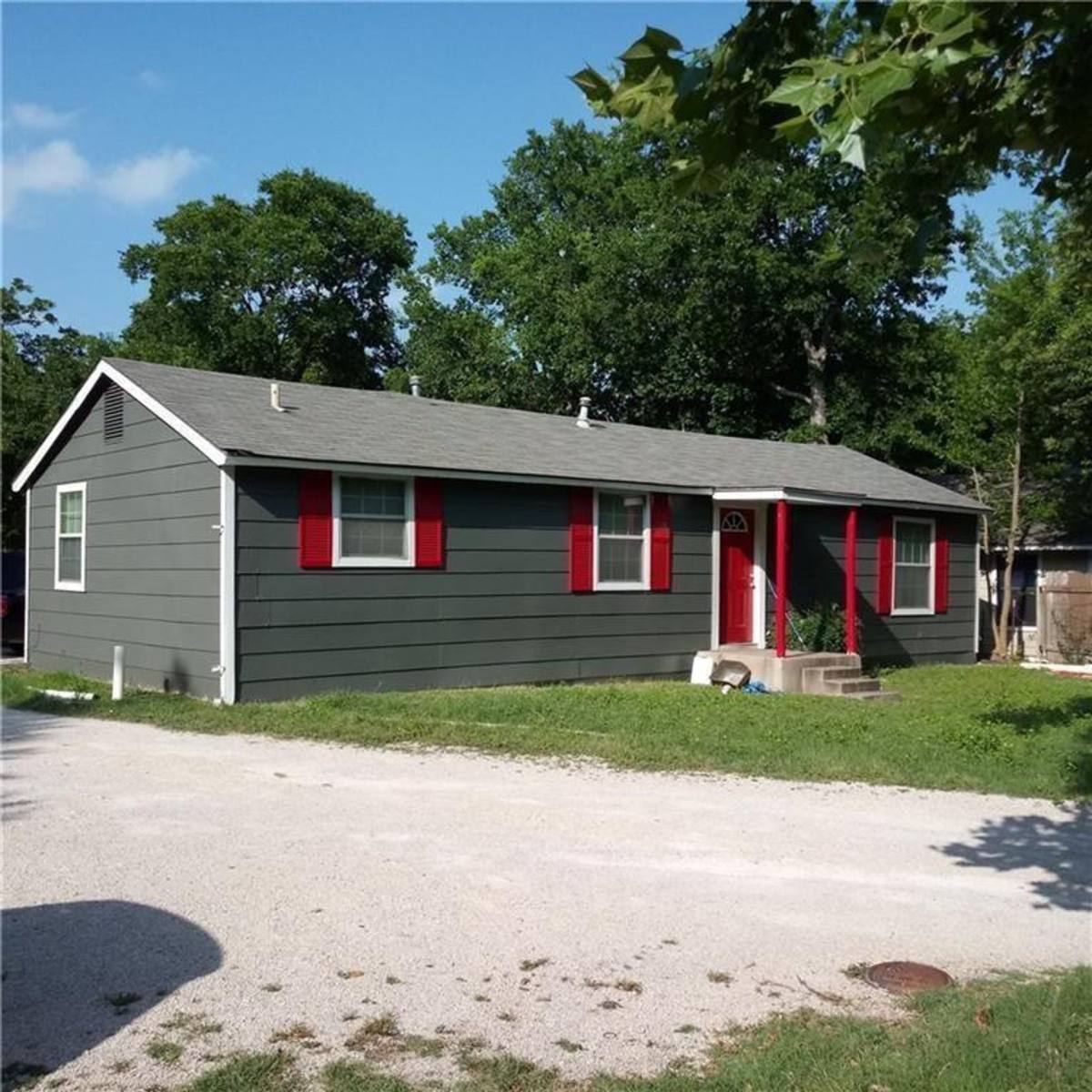 Townhouse for rent at 608 1 2 Genard St #A, Austin, TX 78751