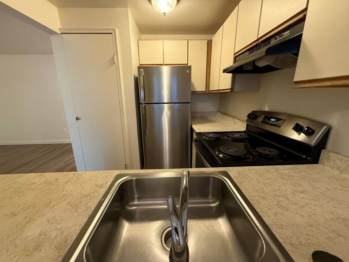 Apartment for rent at Jackson Greens, 13341 15th Ave NE, Seattle, WA 98125