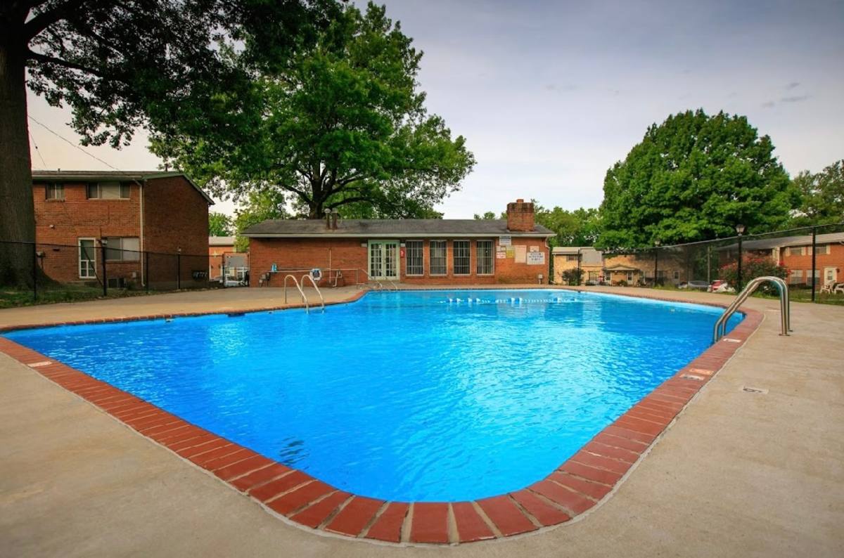 Townhouse for rent at 9675 Muriel Ave, Saint Louis, MO 63114