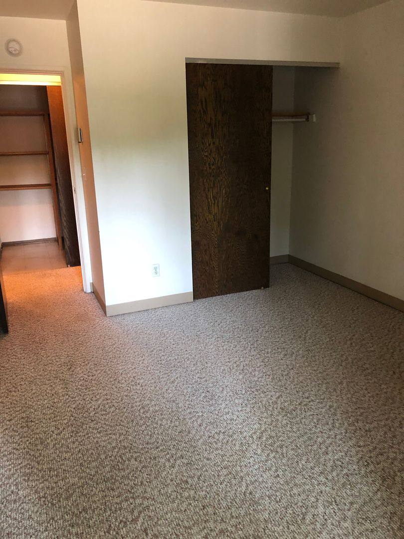 Apartment for rent at 419 11th Ave S, Fargo, ND 58103