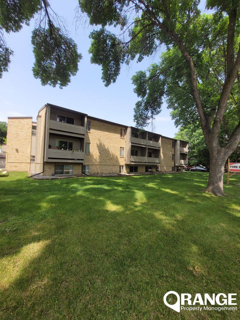 Apartment for rent at 419 11th Ave S, Fargo, ND 58103