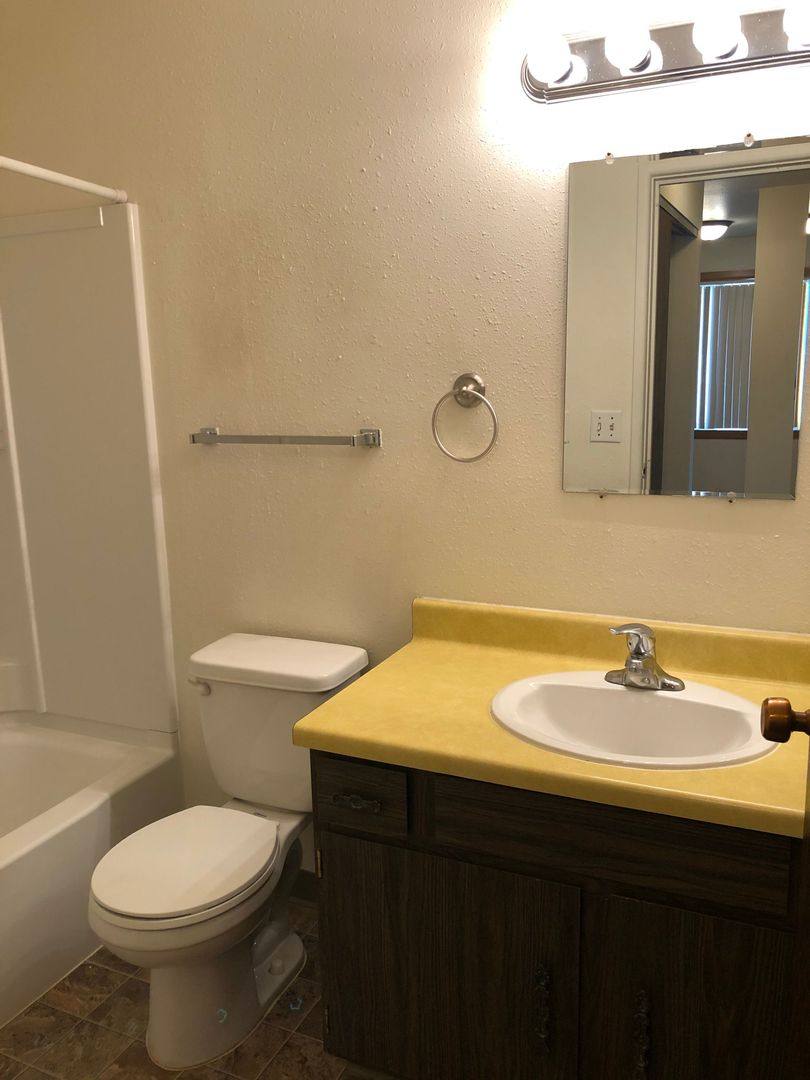 Apartment for rent at 419 11th Ave S, Fargo, ND 58103