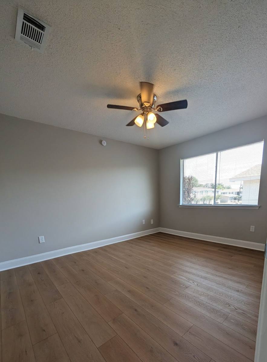 Apartment for rent at 1667 Irish Hill Dr, Biloxi, MS 39531