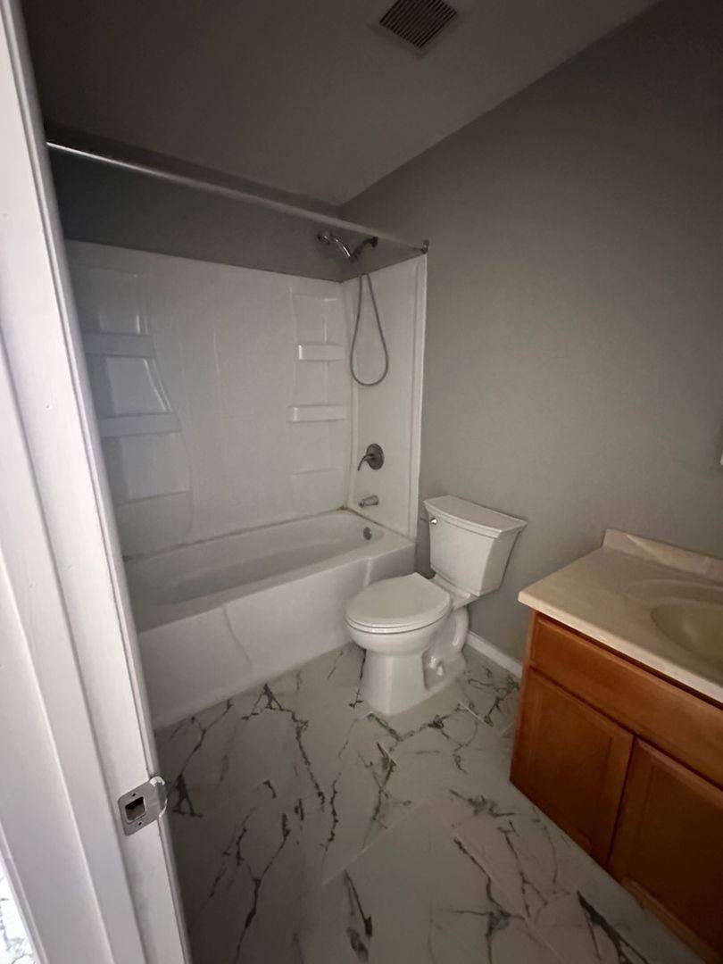 Apartment for rent at 2632-2634 N 29th Place, Phoenix, AZ 85008