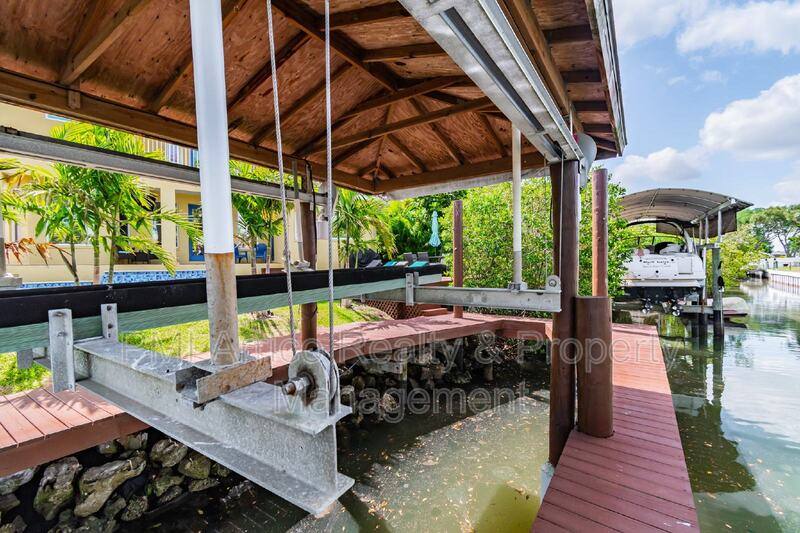 House for rent at 539 Treviso Dr, Apollo Beach, FL 33572