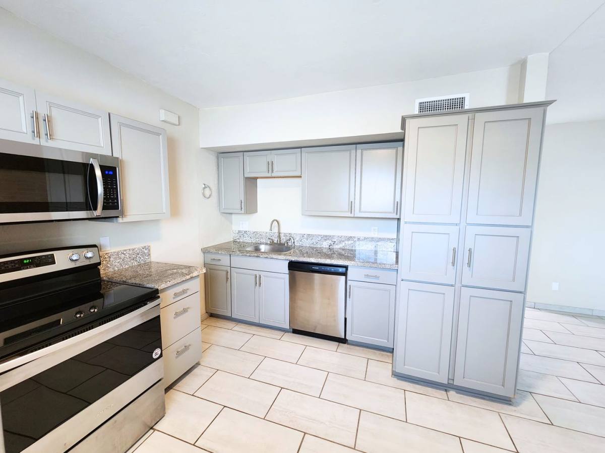 Apartment for rent at 501 E Glenn St, Tucson, AZ 85705
