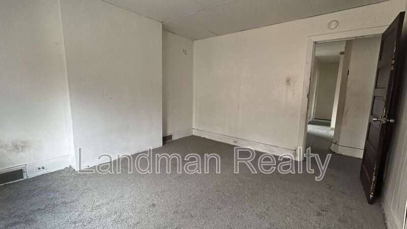 Apartment for rent at 1400 Hill Ave #2, Pittsburgh, PA 15219