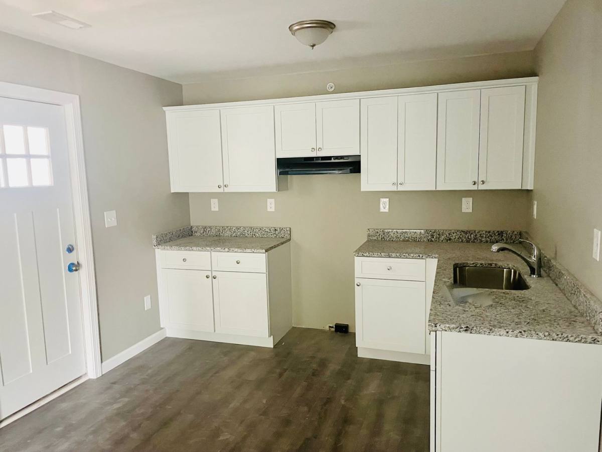 Apartment for rent at 6 Sorrento St, Springfield, MA 01108