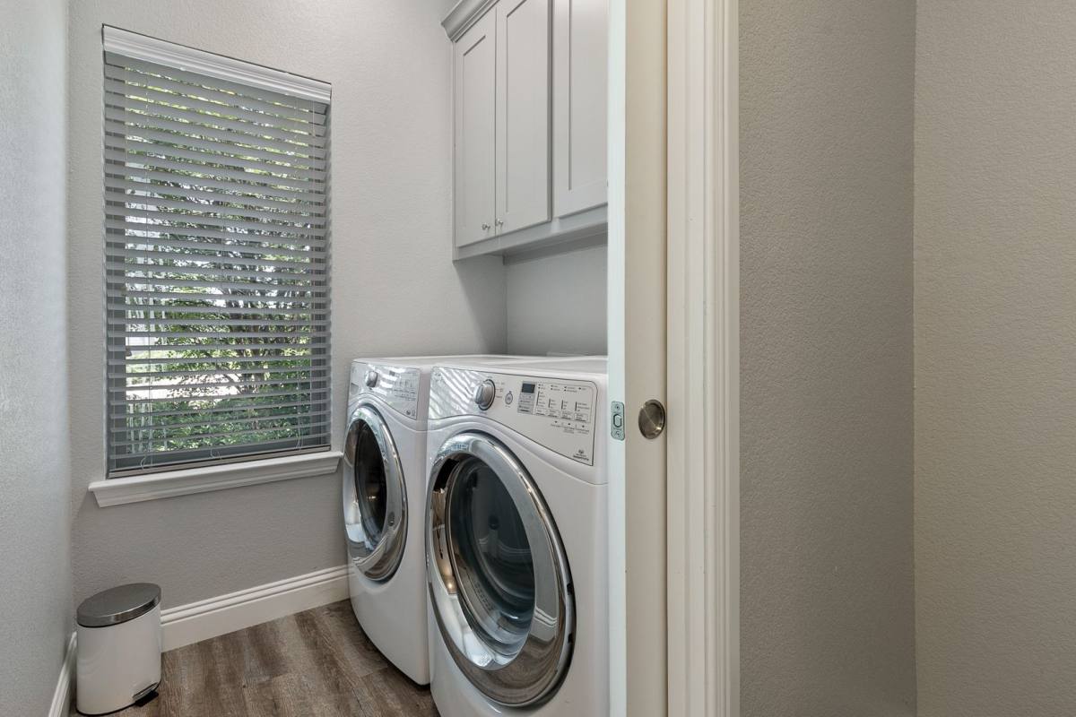 House for rent at 2404 W Lowden, Fort Worth, TX 76110