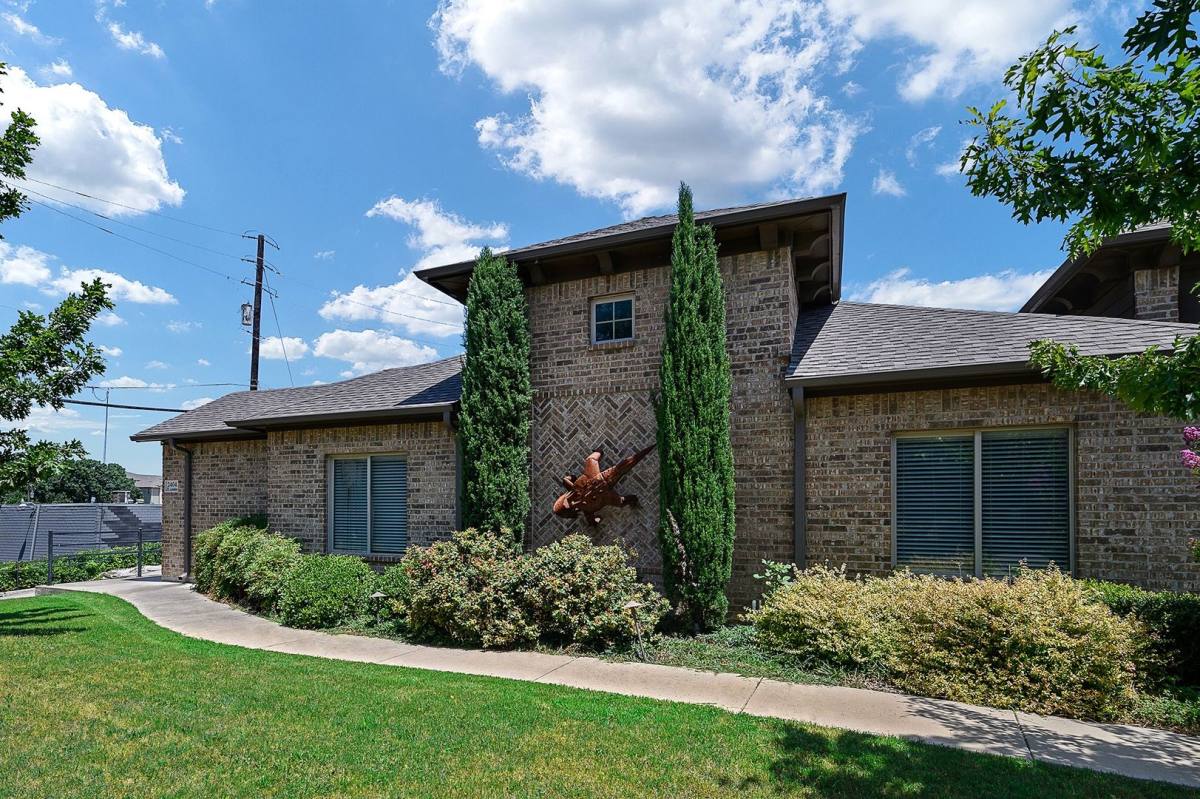 House for rent at 2404 W Lowden, Fort Worth, TX 76110