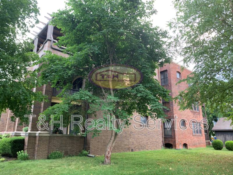 Apartment for rent at 1827 N Talbott St, Indianapolis, IN 46202