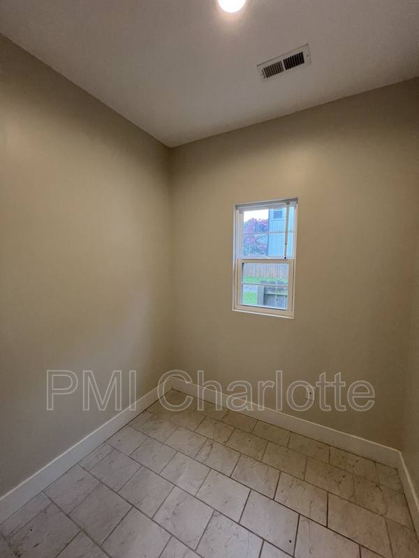 Townhouse for rent at 1106 N Alexander St, Charlotte, NC 28206