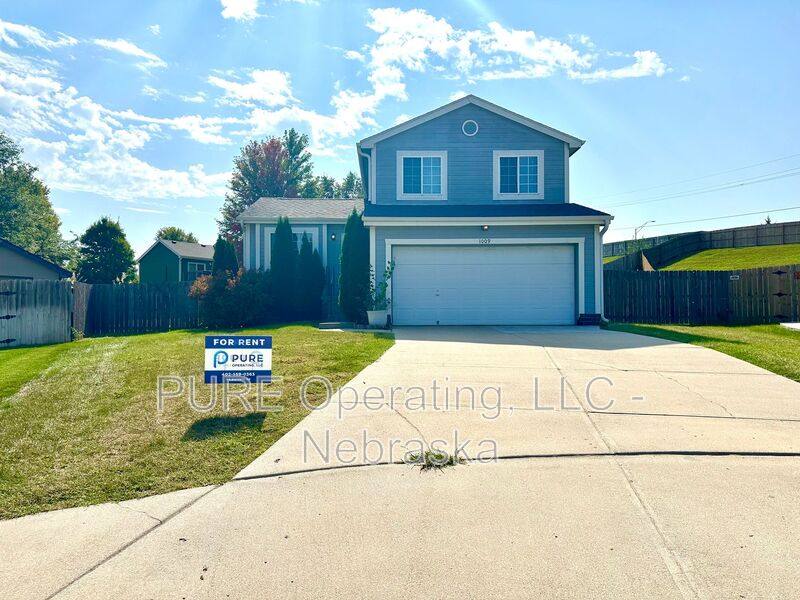 House for rent at 1009 Bison Circle, Papillion, NE 68046