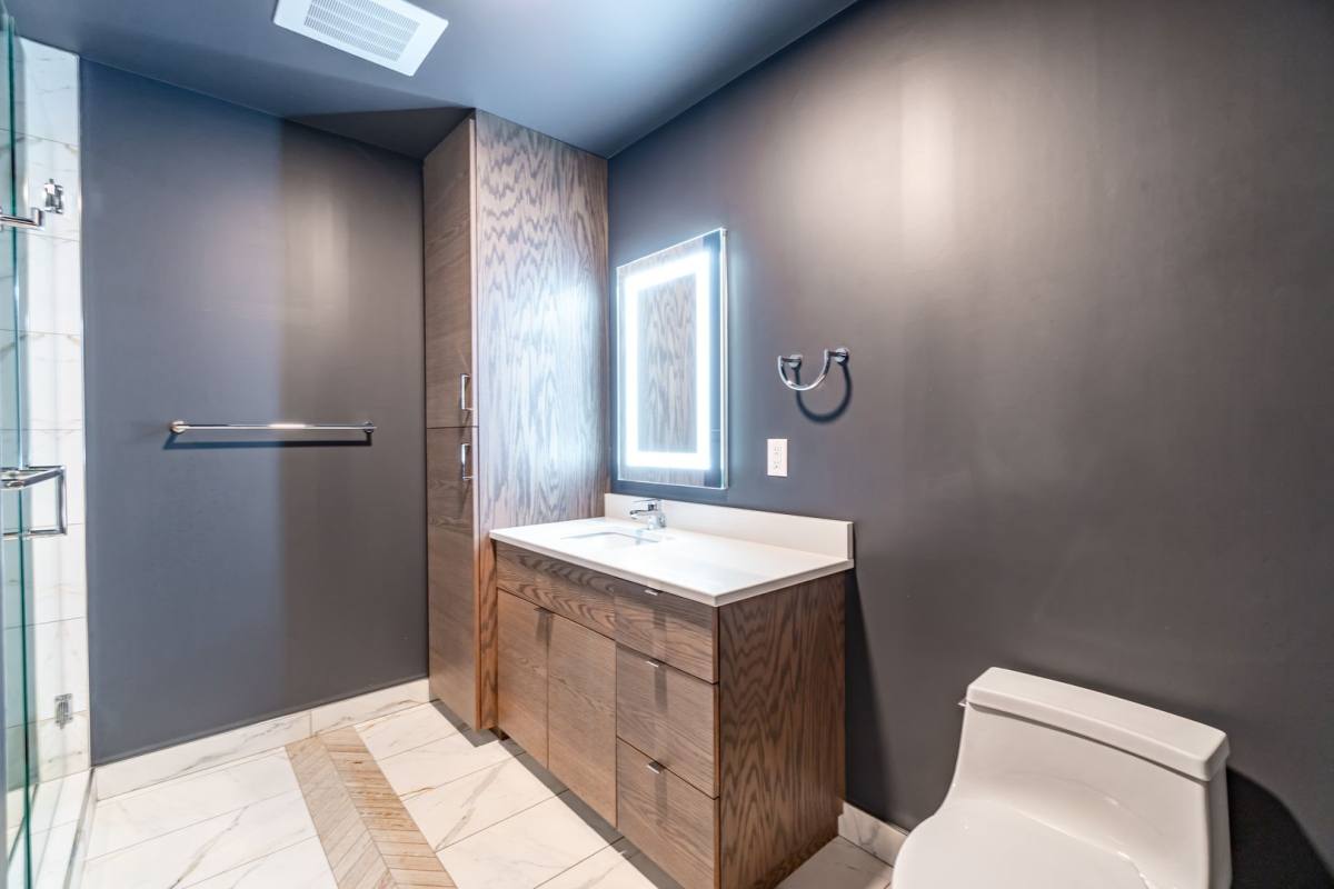 Apartment for rent at 816 Porter Ave, Eau Claire, WI 54701