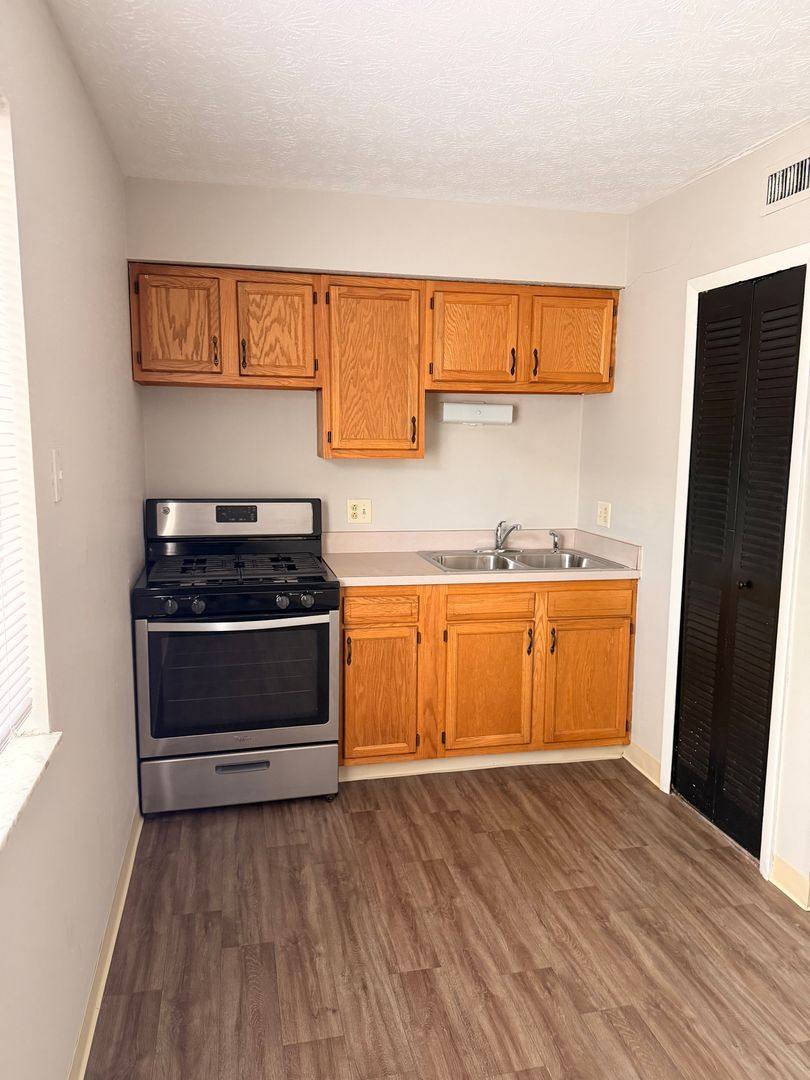 Apartment for rent at 2661 Medary Ave, Columbus, OH 43202