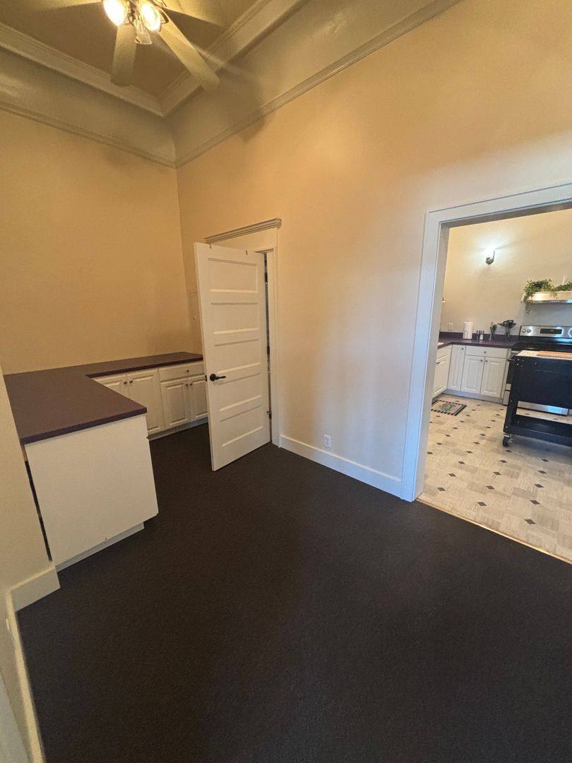 Apartment for rent at 622 SE Jackson St, Roseburg, OR 97470