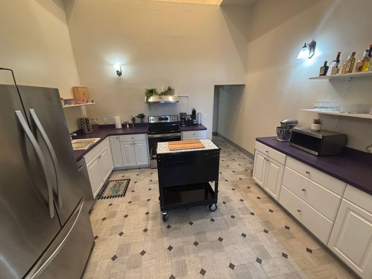 Apartment for rent at 622 SE Jackson St, Roseburg, OR 97470
