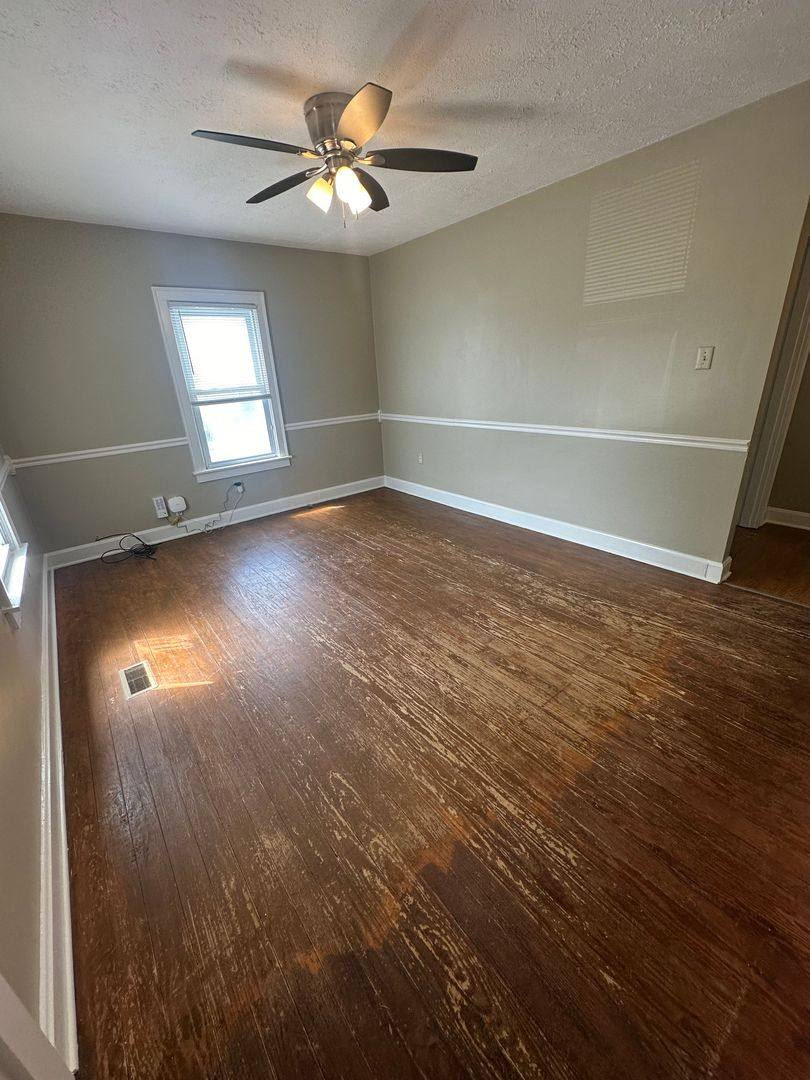 House for rent at 649 Golfview Dr, Lexington, KY 40504