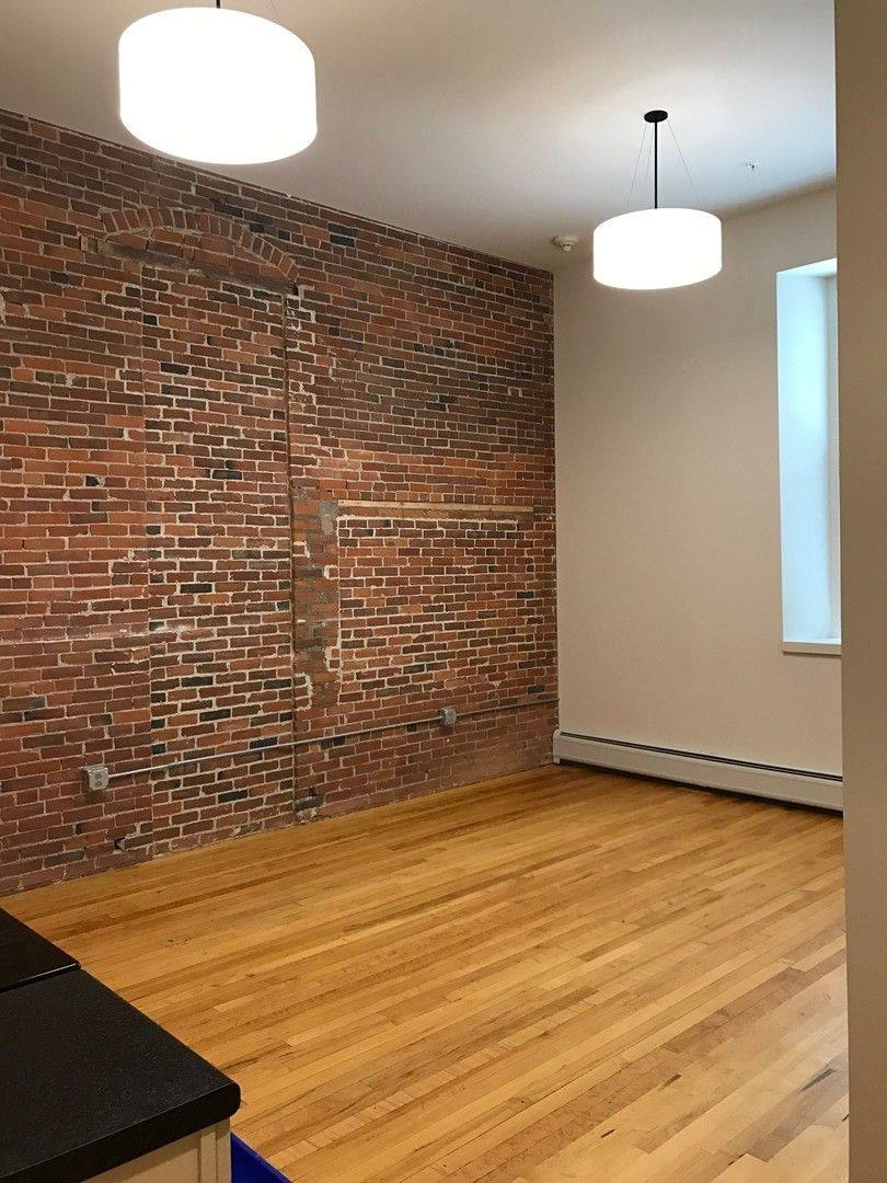 Apartment for rent at 375 N Ave, Burlington, VT 05401
