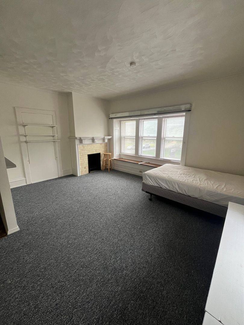 Apartment for rent at 230 W 9th St, Erie, PA 16501