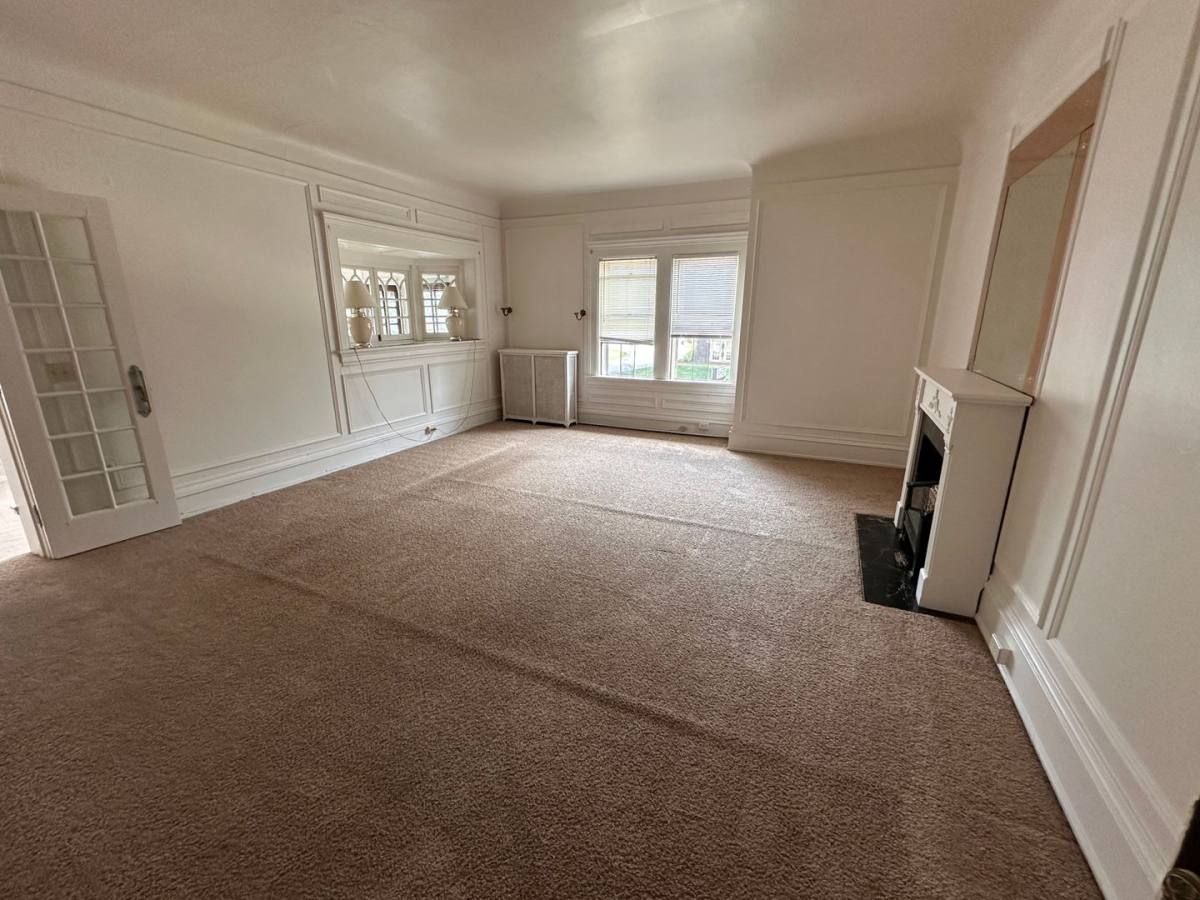 Apartment for rent at 230 W 9th St, Erie, PA 16501
