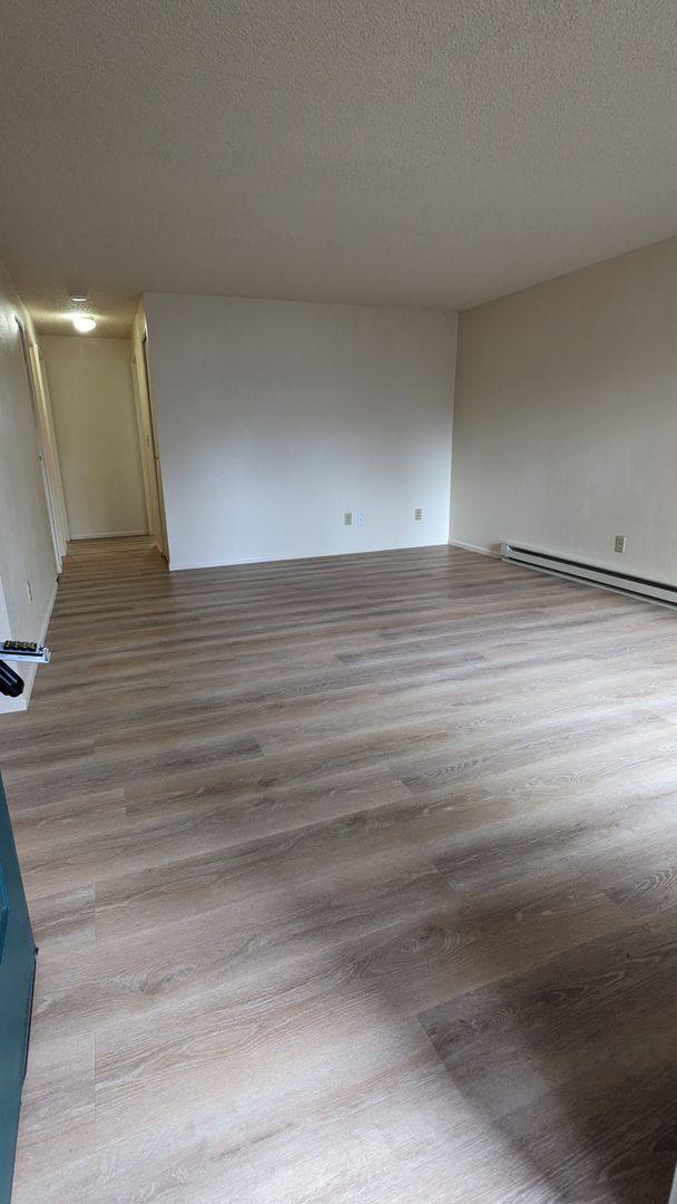 Apartment for rent at 4039 SE Holgate Blvd, Portland, OR 97202