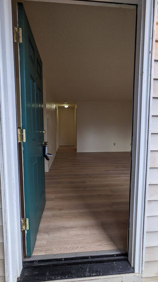 Apartment for rent at 4039 SE Holgate Blvd, Portland, OR 97202