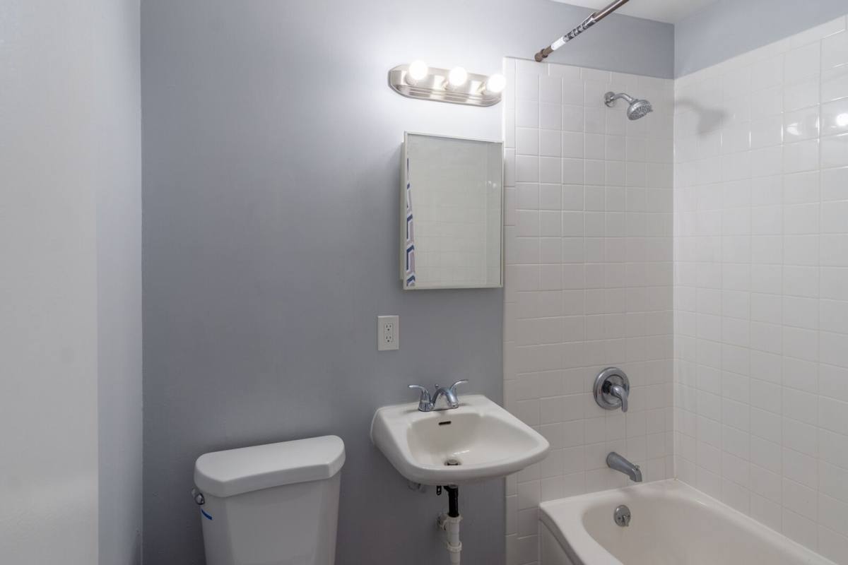 Apartment for rent at 5600 E 140th St, Grandview, MO 64030